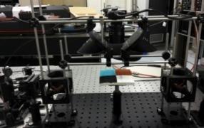Stratigrafia non distruttiva di manufatti opachi con radiazione al terahertz