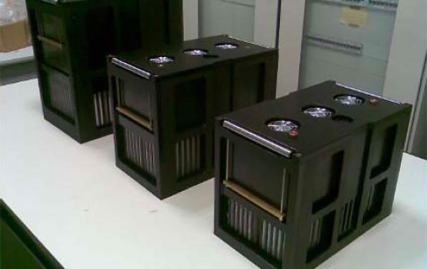 Batterie ed accumulatori elettrici: sviluppo di moduli LI-IONE "intelligenti" 12V da 30, 60 e 100AH
