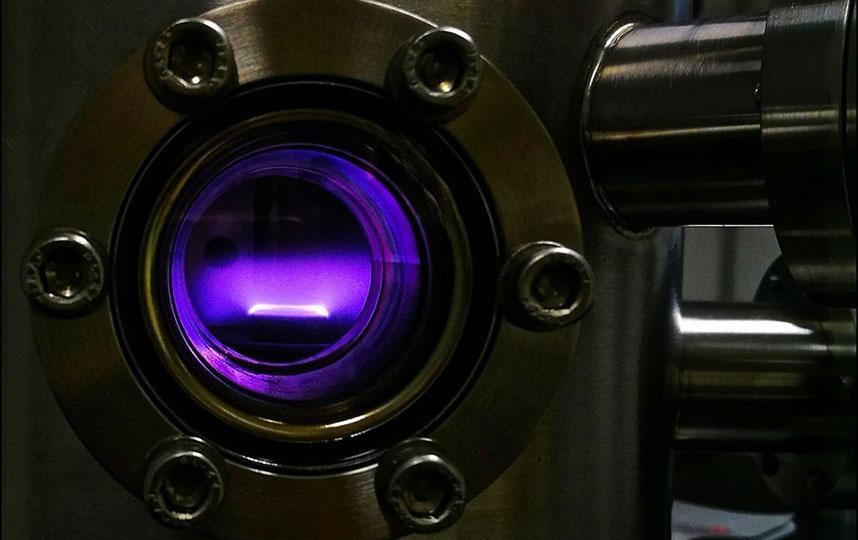 Detector di particelle basato su  Diamante Artificiale
