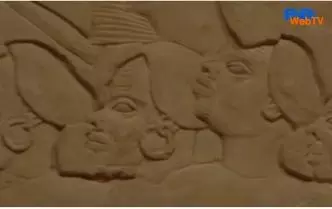 Riproduzione delle steli della tomba di Horemheb