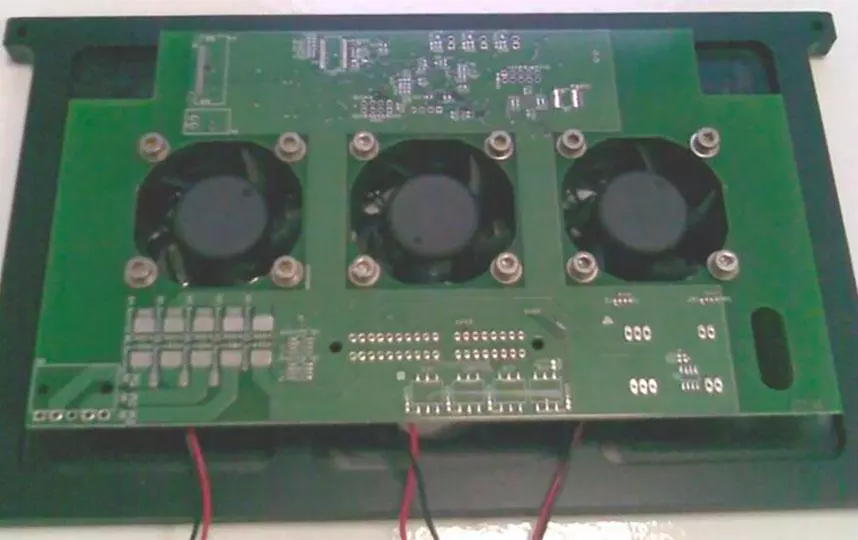 Moduli batterie LI-IONE completi di battery management system